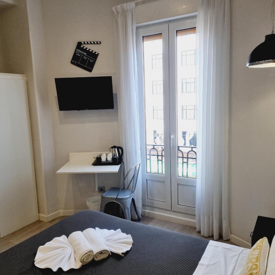 Hostal Lauria Madrid Extérieur photo