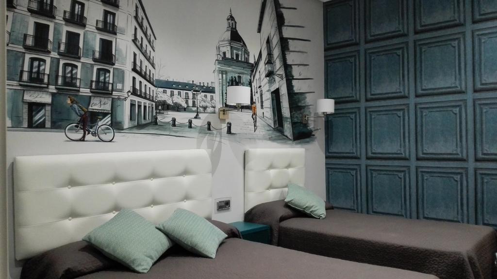 Hostal Lauria Madrid Extérieur photo