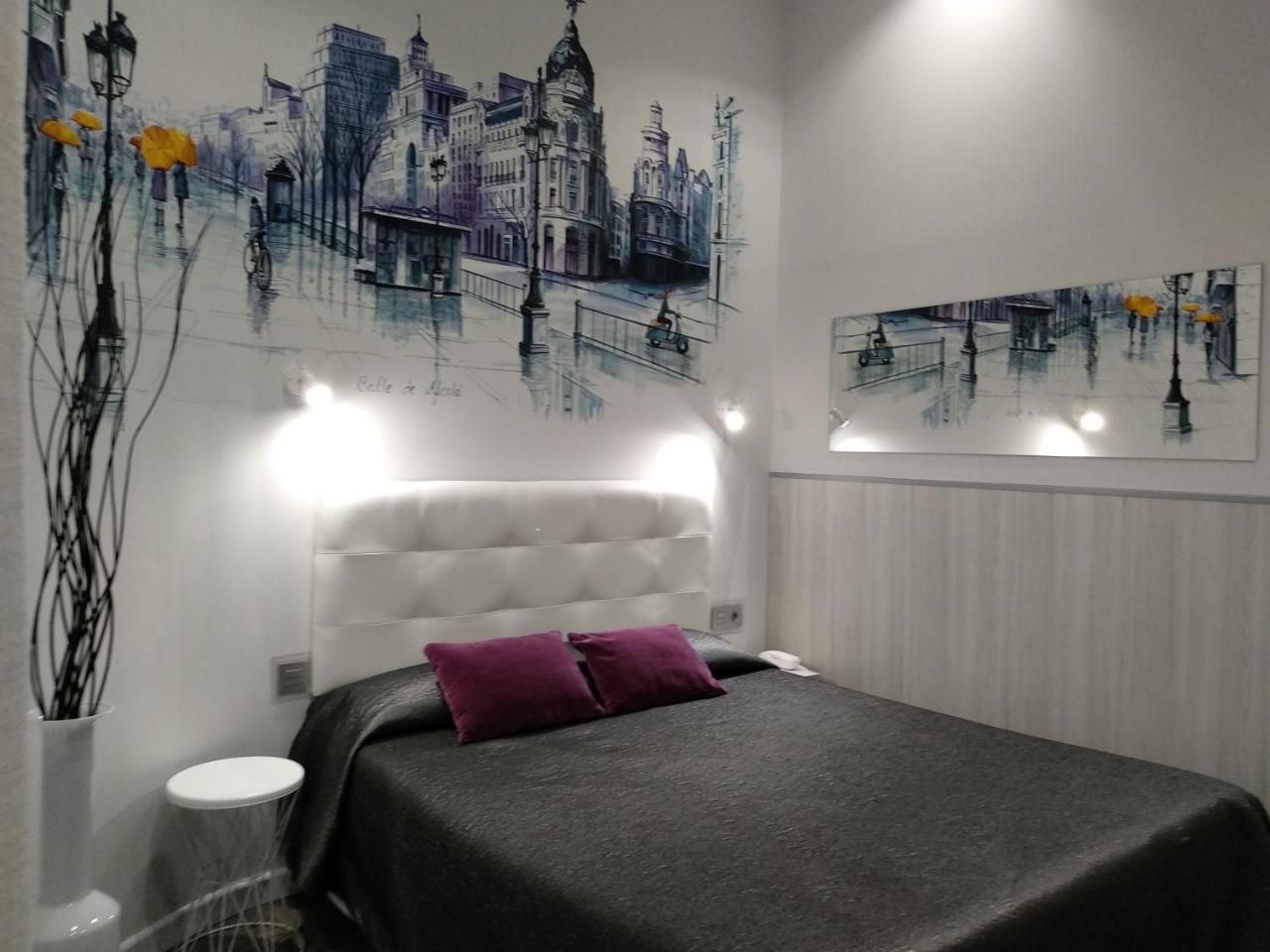 Hostal Lauria Madrid Extérieur photo